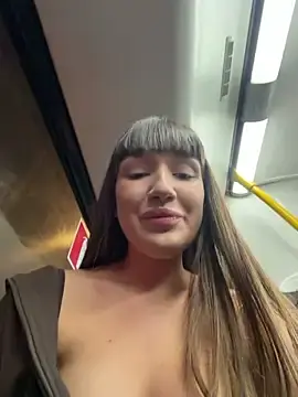 Stripchat Adult Webcam of Sophie_Avory