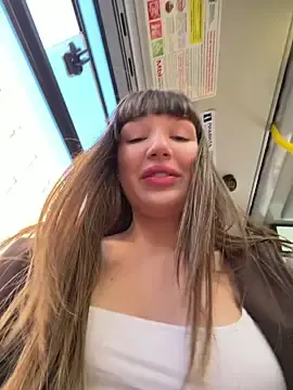 Stripchat Sex Cam of Sophie_Avory