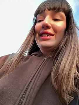 Stripchat Sex Cam of Sophie_Avory