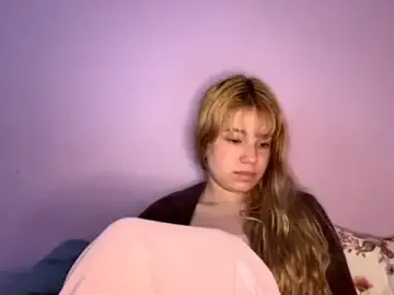 Stripchat Adult Webcam of CoreenSchmeling