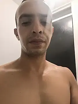 Stripchat Live Porn of logan-31