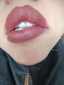 Stripchat Nude Webcam of zahra_Jalid