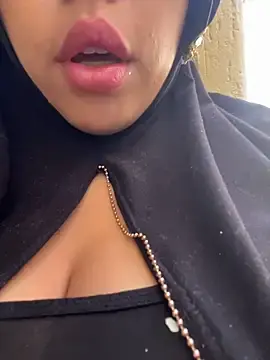 Stripchat Adult Webcam of zahra_Jalid