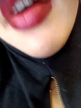 Stripchat Free Porn Cam of zahra_Jalid
