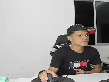 Stripchat Adult Webcams of EL_VENEZOLANO_22CM