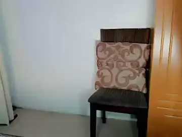 Stripchat Live Sex Cam of touch_my_body1