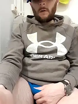 Stripchat Adult Webcams of 80julien