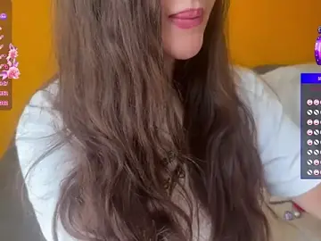 Stripchat Free Live Porn of Elinatiranda