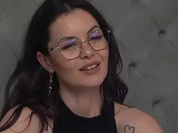 Stripchat Free Live Porn of SeductiveMom