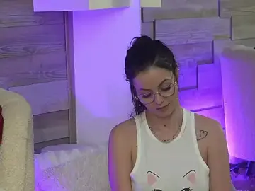 Stripchat Adult Video Chat of SeductiveMom