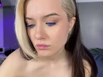 Stripchat Adult Webcam of _blowjob_queen