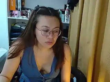 Stripchat Adult Webcam of crizzybel