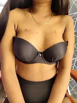 Stripchat Nude Webcam of yhona_darling