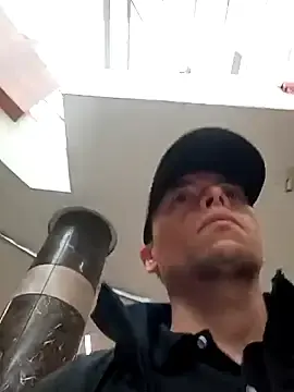 Stripchat Sex Cam of Damiianm