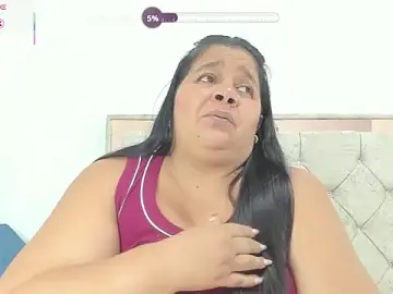 Stripchat Best live sex cam show of LunaaSweett