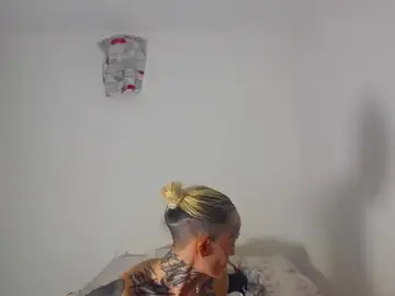 Stripchat Live Porn of barbara_anal_squirt_