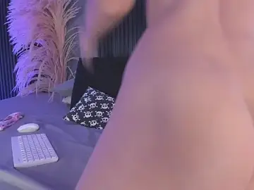 Stripchat Free Porn Cam of AdammClark1