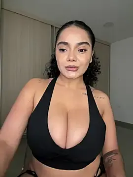 Stripchat Nude Webcam of Curlyierr