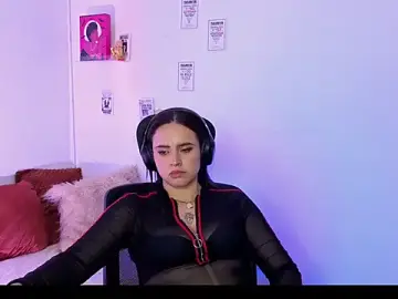 Stripchat Live Sex of Emily_Lindey