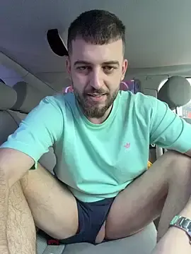 Stripchat Free Porn Cam of Pablo_Hornyguy95