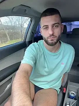 Stripchat Live Sex of Pablo_Hornyguy95