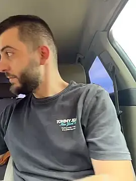 Stripchat Watch Live Sex Cams of Pablo_Hornyguy95