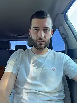 Stripchat Watch Live Sex Cams of Pablo_Hornyguy95