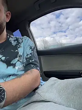 Stripchat Adult Webcam of Pablo_Hornyguy95