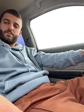 Stripchat Adult Webcams of Pablo_Hornyguy95