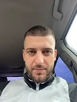 Stripchat Free Live Porn of Pablo_Hornyguy95