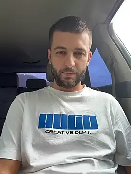 Stripchat Live Sex of Pablo_Hornyguy95