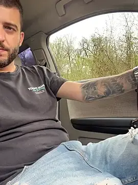 Stripchat Free Live Porn of Pablo_Hornyguy95