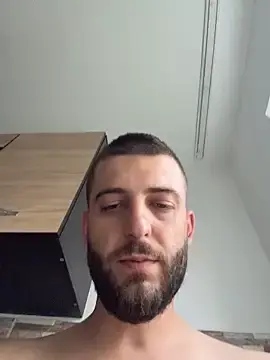 Stripchat Free Live Porn of Pablo_Hornyguy95