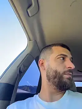 Stripchat Live Porn of Pablo_Hornyguy95