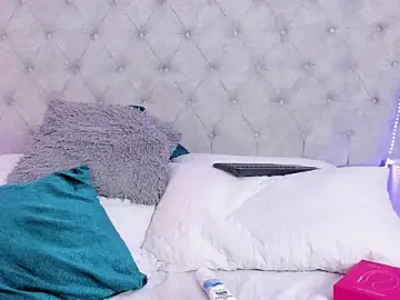 Stripchat Live Porn of katia_parker_