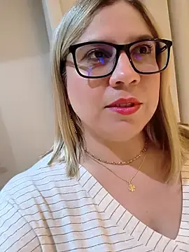 Stripchat Free Porn Cam of MissMaria