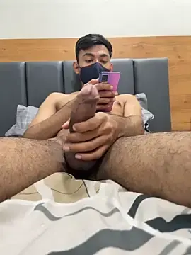 Stripchat Sex Cam of rajapo_1