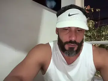 Stripchat Adult Webcams of romeolovedark