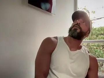 Stripchat Live Sex Cam of romeolovedark