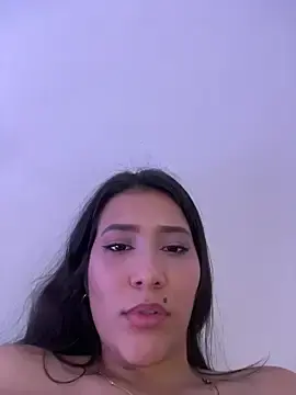 Stripchat Adult Video Chat of Isabellaa_Joness