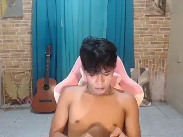 Stripchat Watch Live Sex Cams of Nick_cummer12