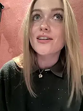 Stripchat Watch Live Sex Cams of Goldi159