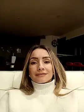 Stripchat Adult Webcam of Loly_Horny