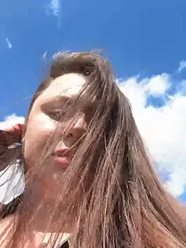 Stripchat Sex Cam of Sara_Slow