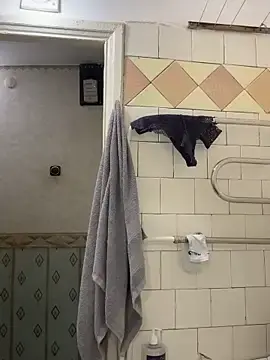 Stripchat Free Porn Cam of Sara_Slow