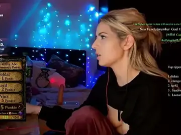 Stripchat Free Live Porn of Lisaonthemoon