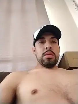 Stripchat Free Porn Cam of Gato33311