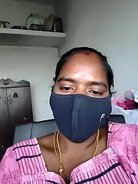 Stripchat Adult Webcam of Tamil_Sangeetha