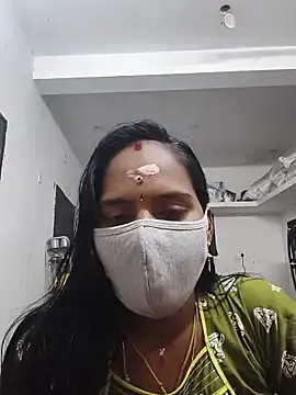 Stripchat Nude Webcam of Tamil_Sangeetha