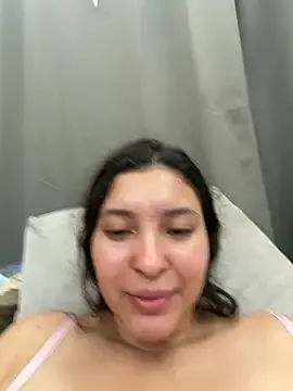 Stripchat Live Sex Cam of mariatudulceadiccion